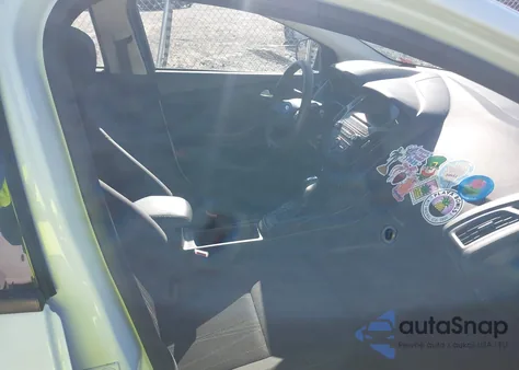 2015 Ford Focus Se из США, поврежденный, VIN 1FADP3K29FL275926